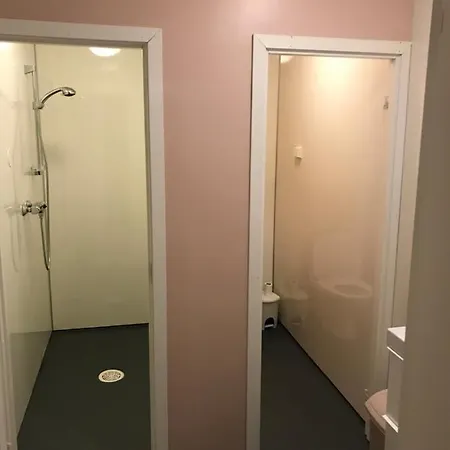Kapselhotel Lofoten Pensjonat Leknes
